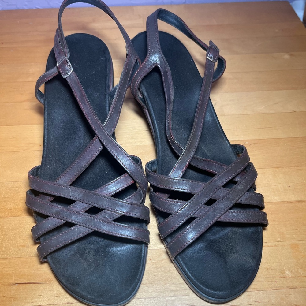 Mephisto brown leather wedge sandals with red stitching size 41